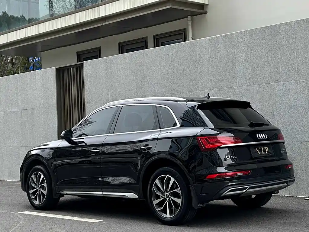 Audi Q5L 2022 — фото 3