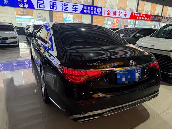 Mercedes-Benz Maybach S-Class 2023