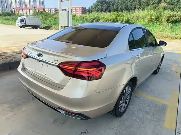 Geely Emgrand 2019