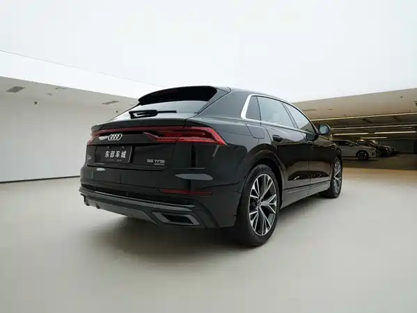 Audi Q8 2023