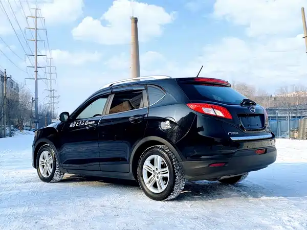 GAC Trumpchi GS5 2012