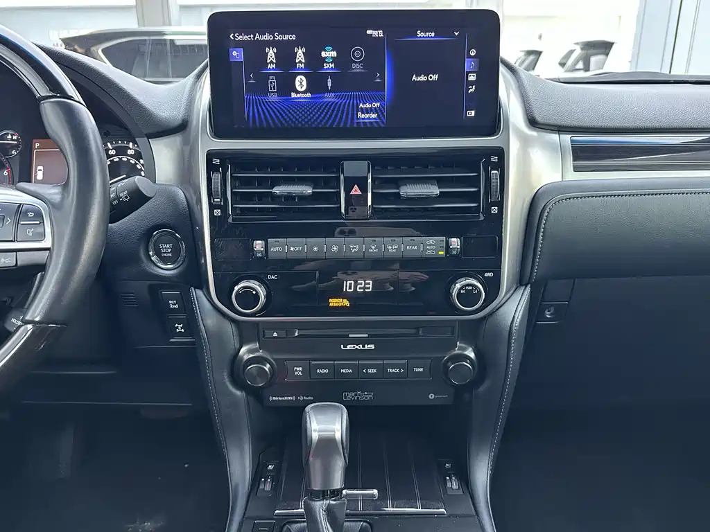 Lexus GX 2022 — фото 15
