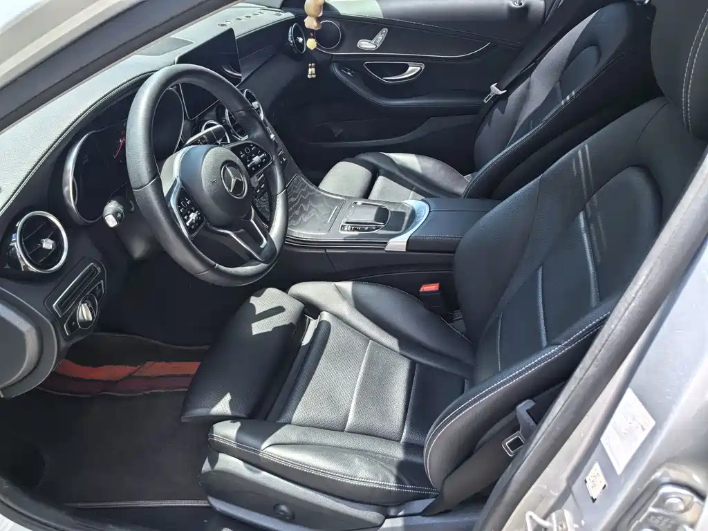 Mercedes-Benz C-Class 2019
