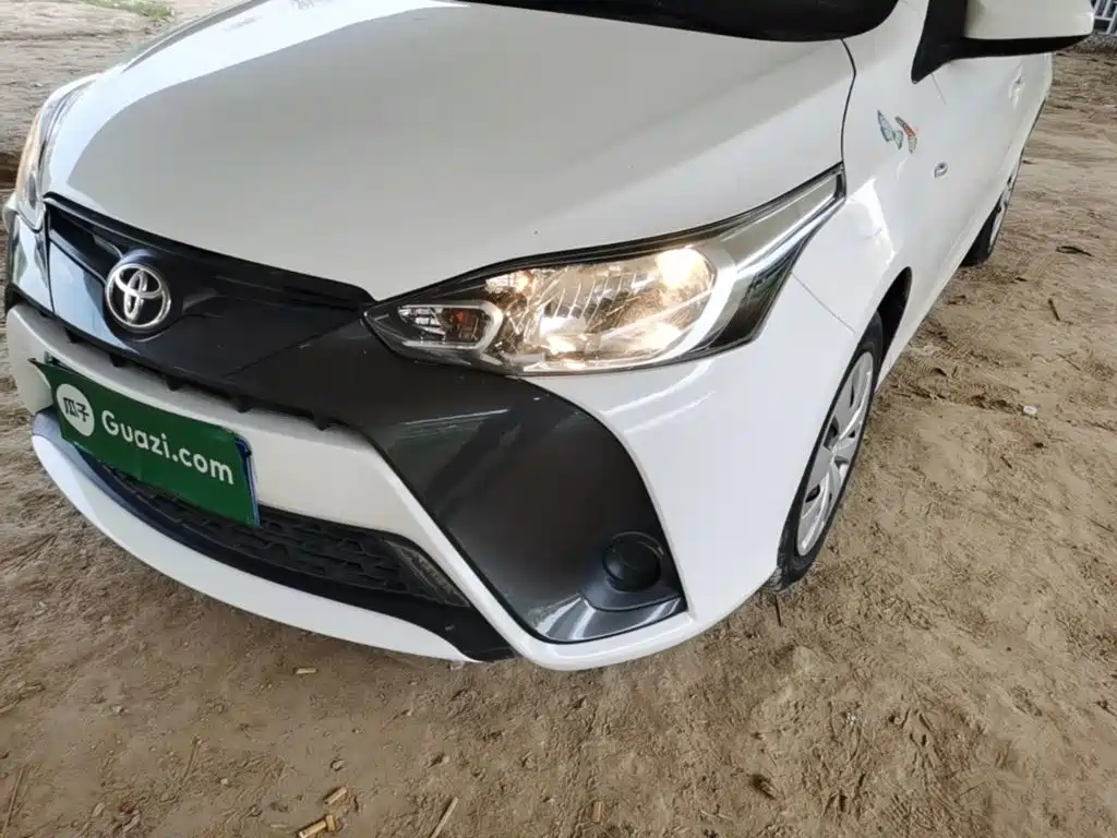 Toyota Yaris L 2018 — фото 24