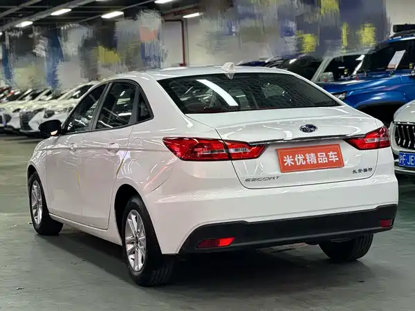 Ford Escort 2019