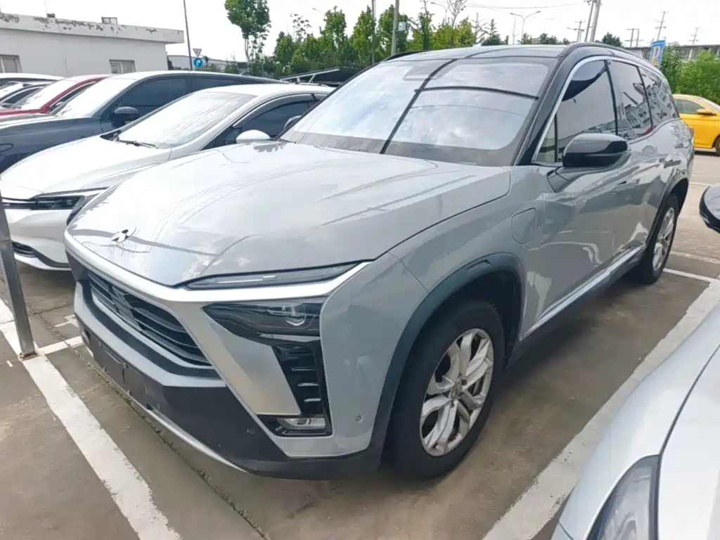 NIO ES8 2022