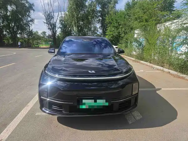 Li Auto L7 2024