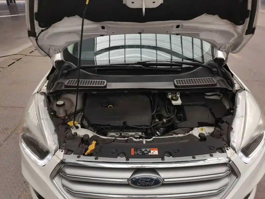 Ford Kuga 2017 — фото 20