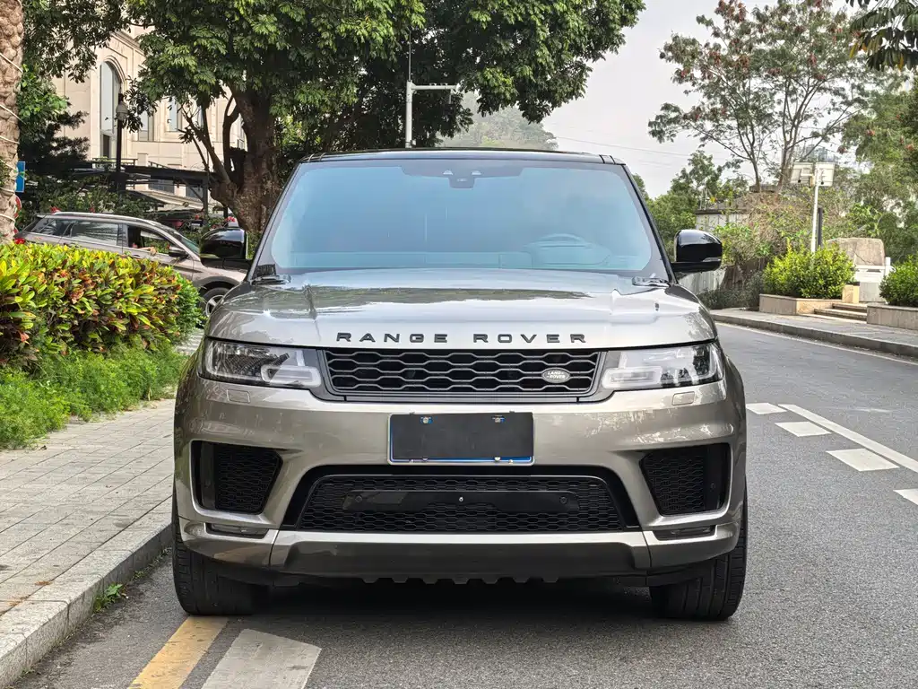 Land Rover Range Rover Sport 2018 — фото 1