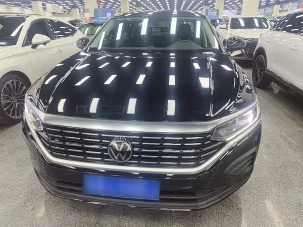 Volkswagen Passat 2025