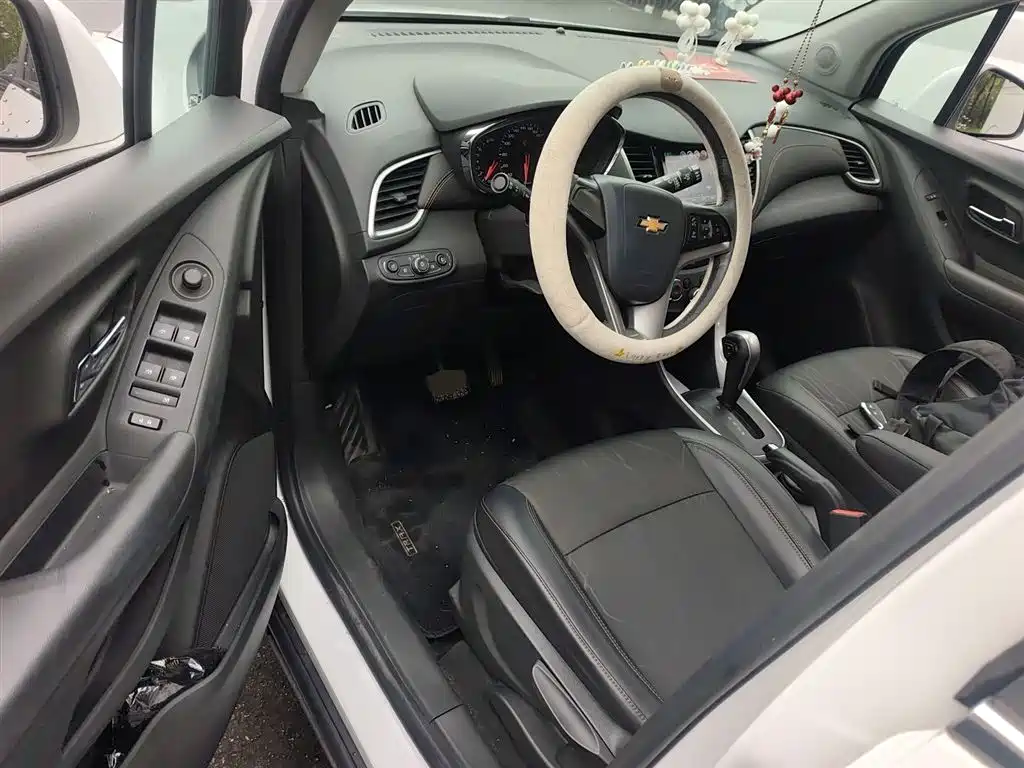 Chevrolet Trax 2017 — фото 14