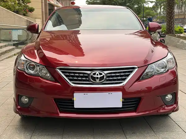 Toyota Reiz 2012