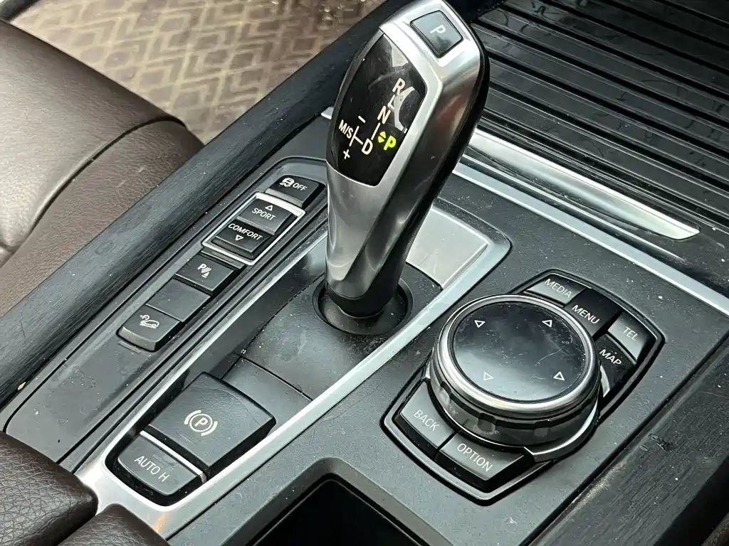 BMW X5 2014 — фото 17