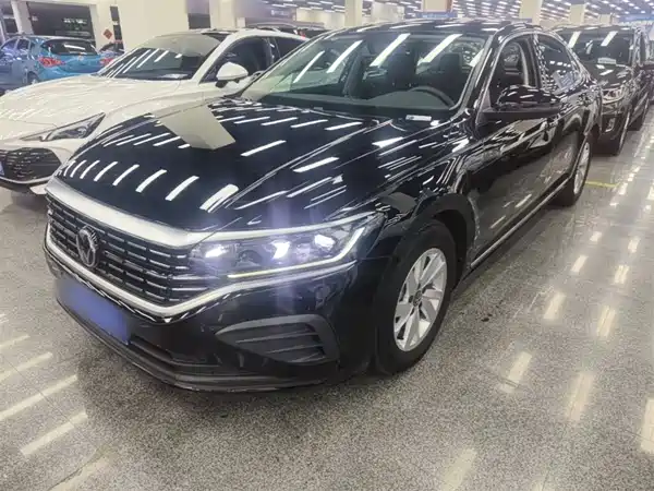 Volkswagen Passat 2025