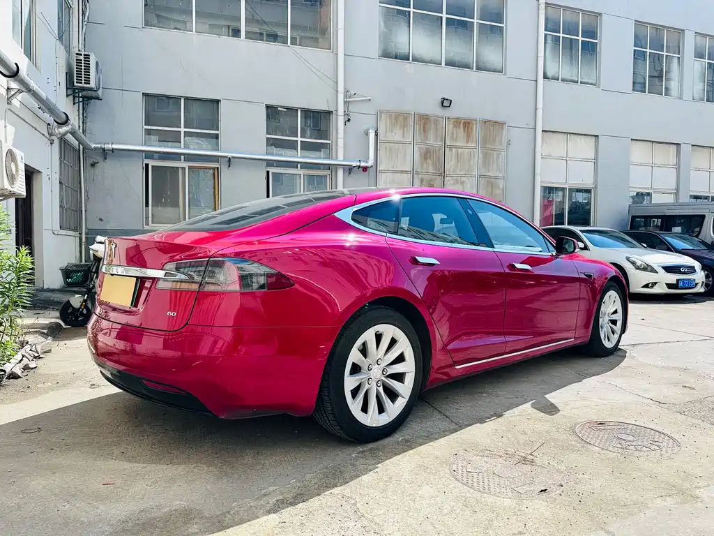 Tesla Model S 2017