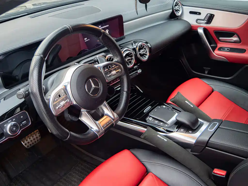 Mercedes-Benz A-Class AMG 2021 — фото 20