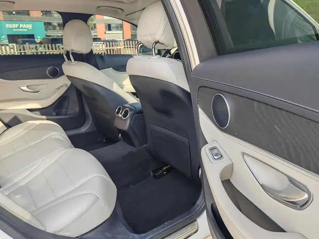 Mercedes-Benz C-Class 2015 — фото 23