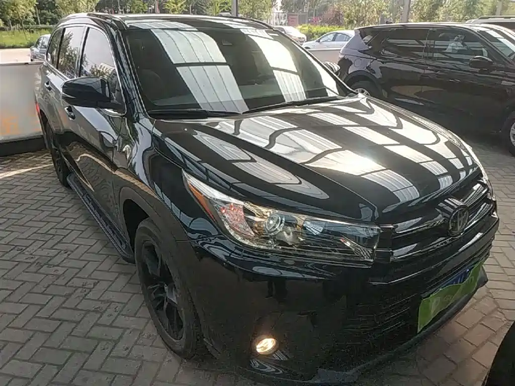Toyota Highlander 2020 — фото 4