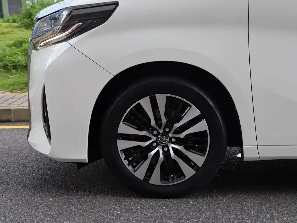 Toyota Alphard 2018 — фото 8