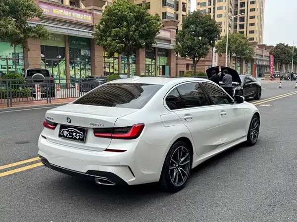 BMW 3 Series 2020