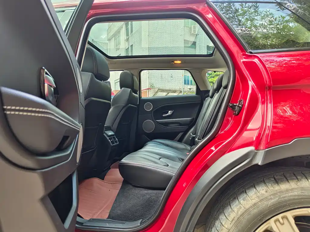 Land Rover Evoque 2015 — фото 8