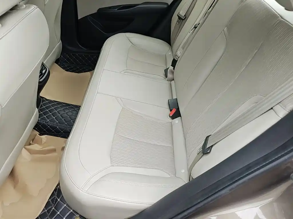 Buick Excelle GT 2016 — фото 17