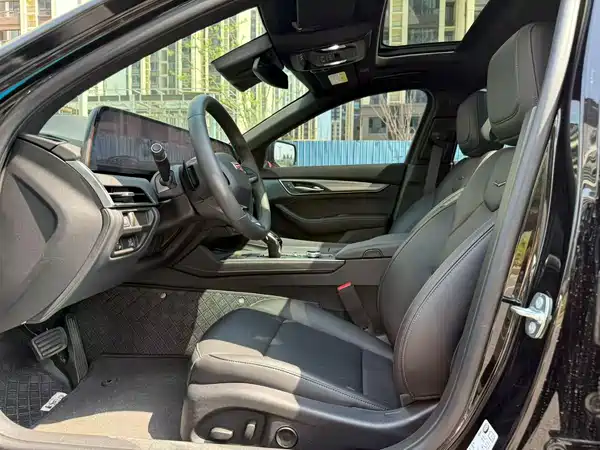 Cadillac CT5 2026