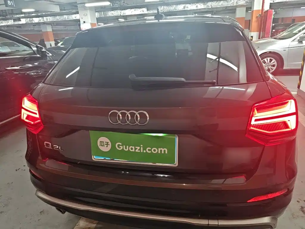 Audi Q2L 2019