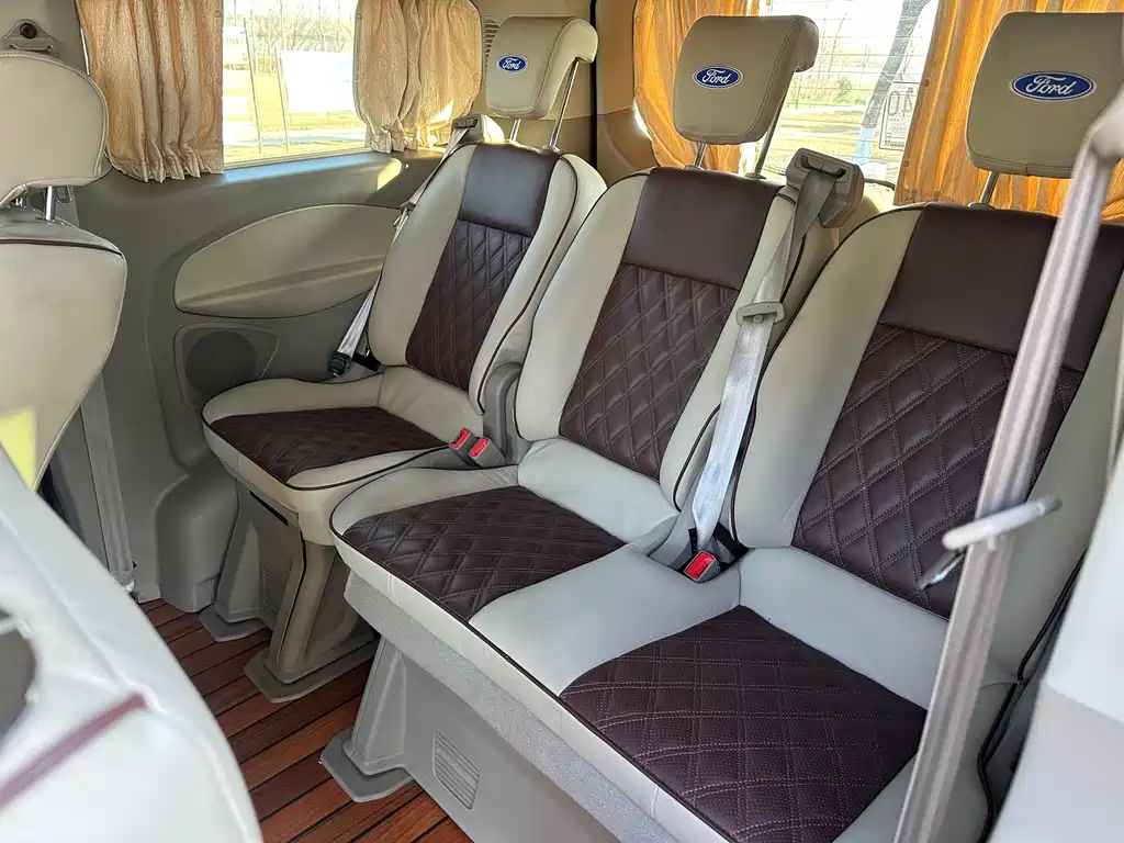 Ford Tourneo 2019 — фото 9