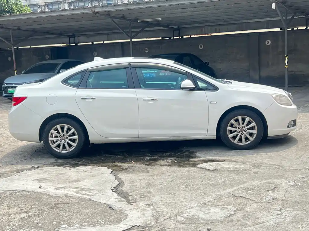 Buick Excelle GT 2012