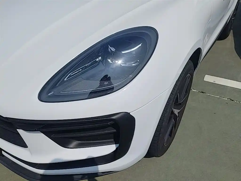 Porsche Macan 2022 — фото 24