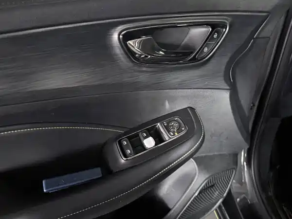 Roewe RX5 2021