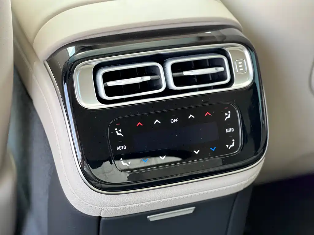 Mercedes-Benz S-Class 2025 — фото 19