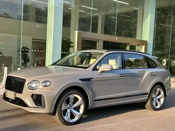 Bentley Bentayga 2026