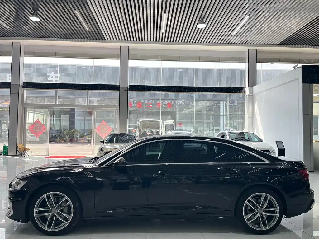 Audi A6L 2023