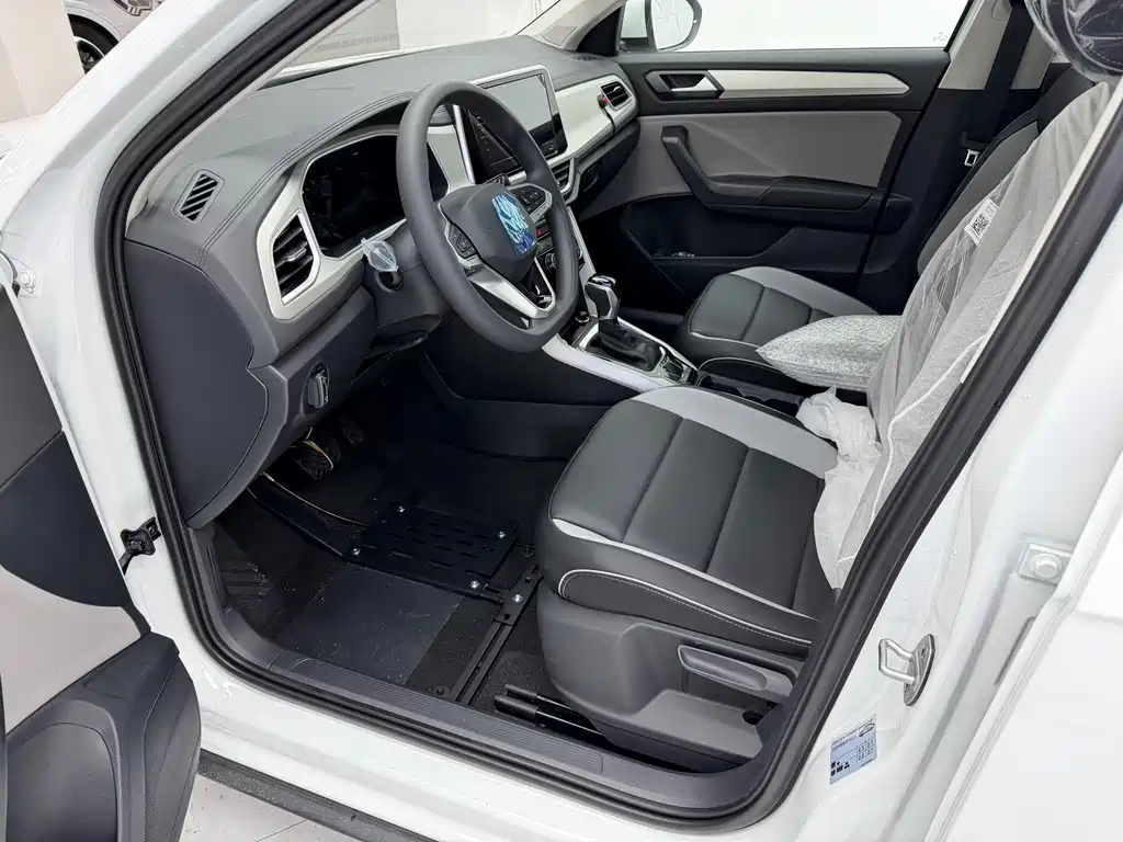 Volkswagen T-Roc 2026 — фото 14