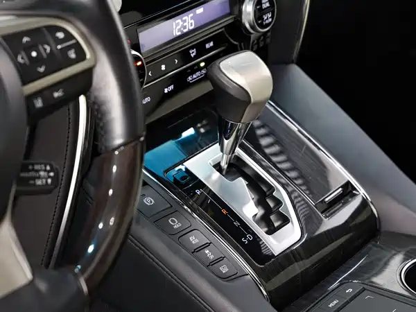 Lexus LM 2022
