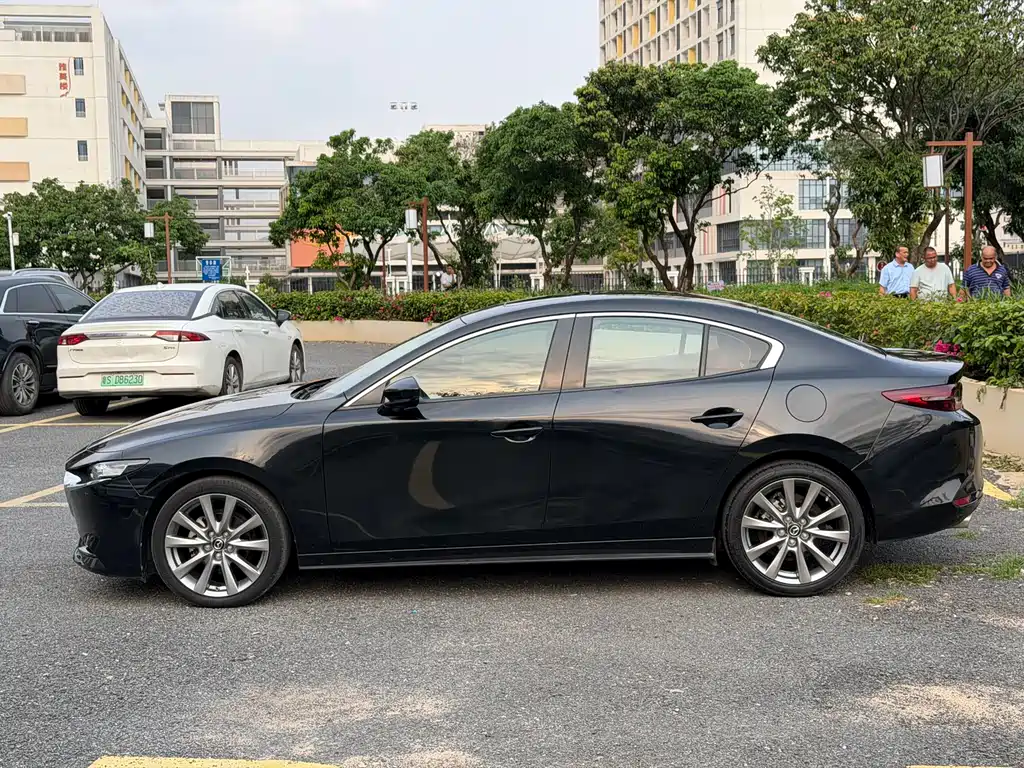 Mazda 3 Axela 2020