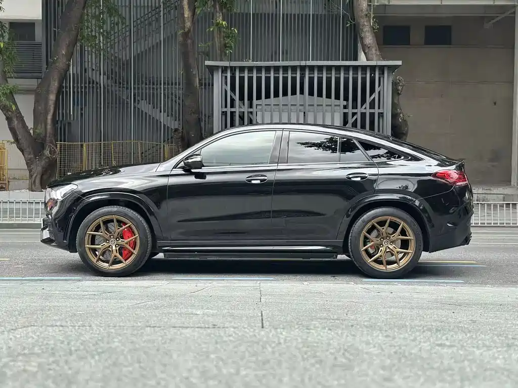 Mercedes-Benz GLE Coupe AMG 2020 — фото 3