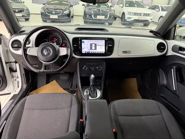 Volkswagen Beetle 2016