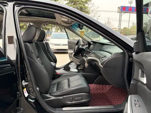 Honda Crosstour 2016