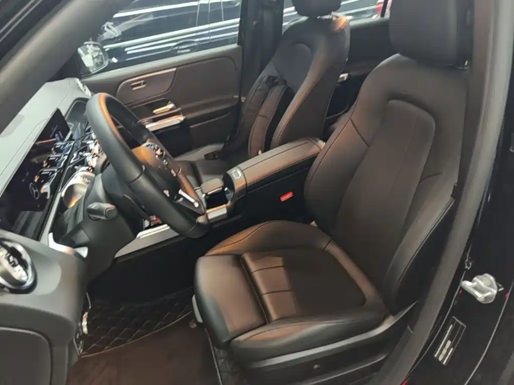 Mercedes-Benz GLB 2022 — фото 15