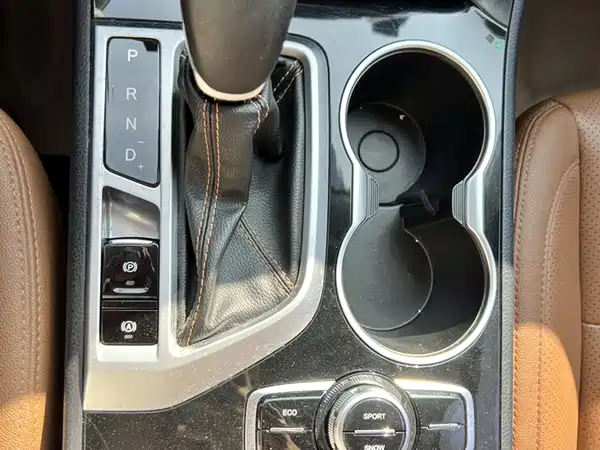 Changan CS95 2017