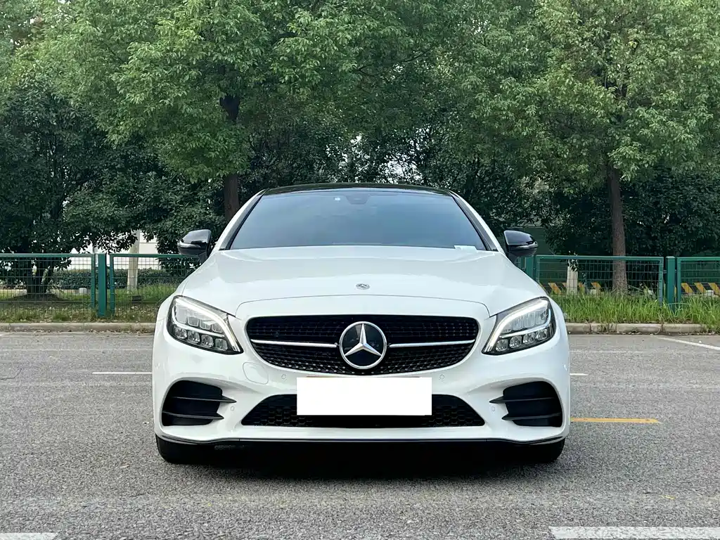 Mercedes-Benz C-Class 2021