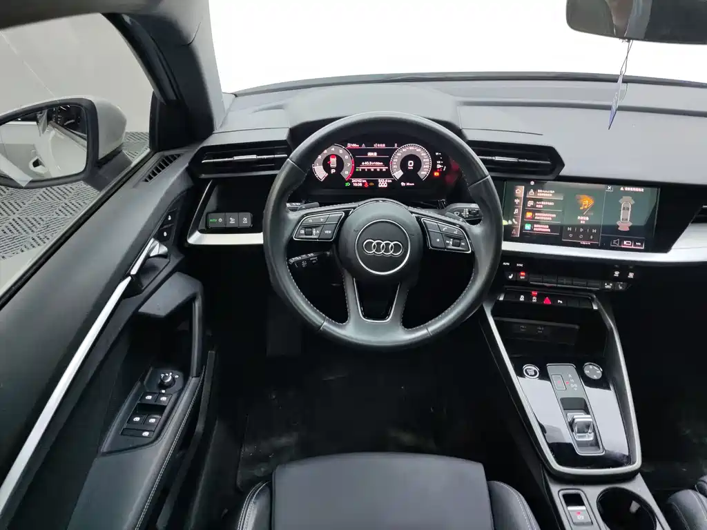 Audi A3 2022 — фото 13
