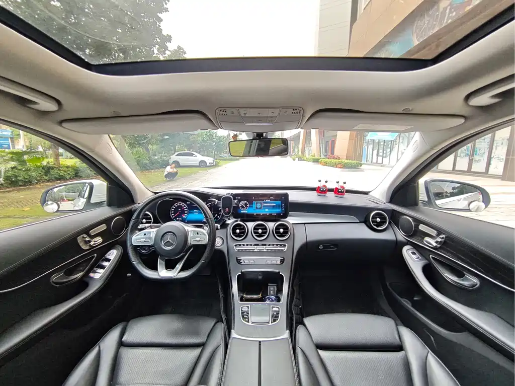 Mercedes-Benz C-Class 2021 — фото 11