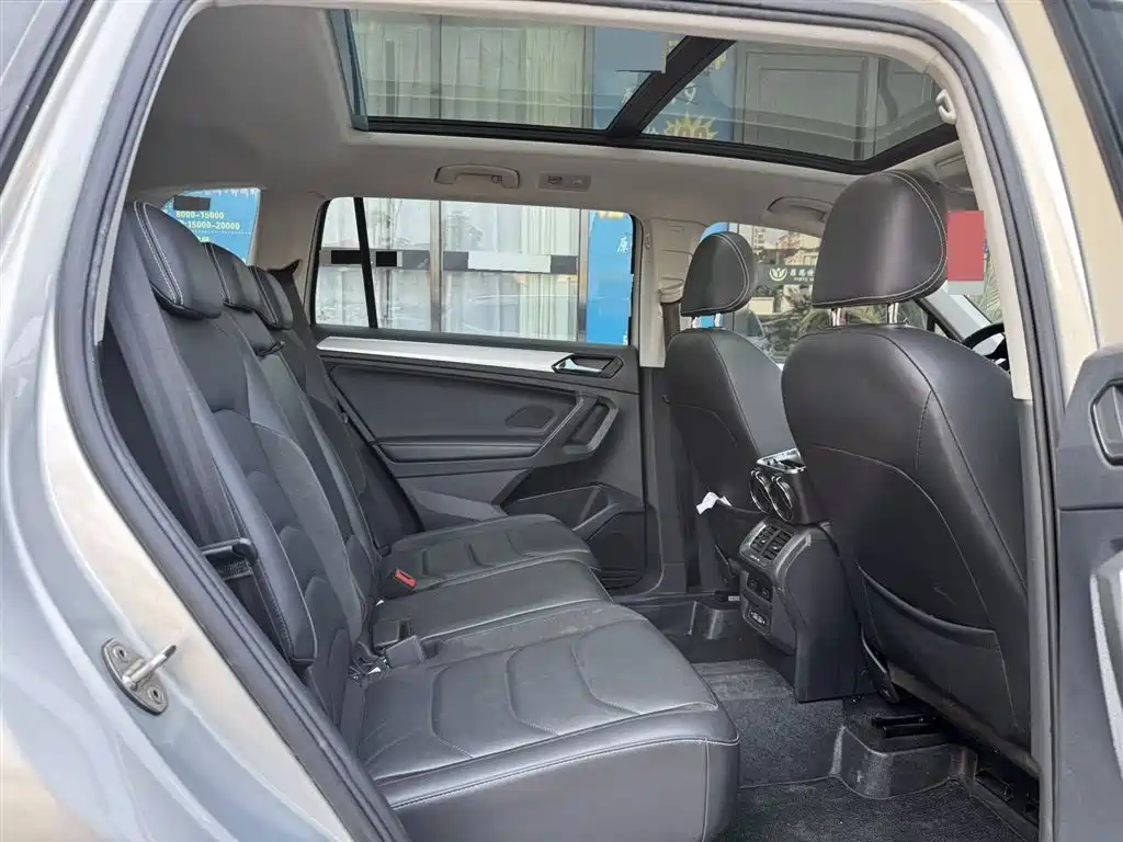 Volkswagen Tiguan L 2019 — фото 7