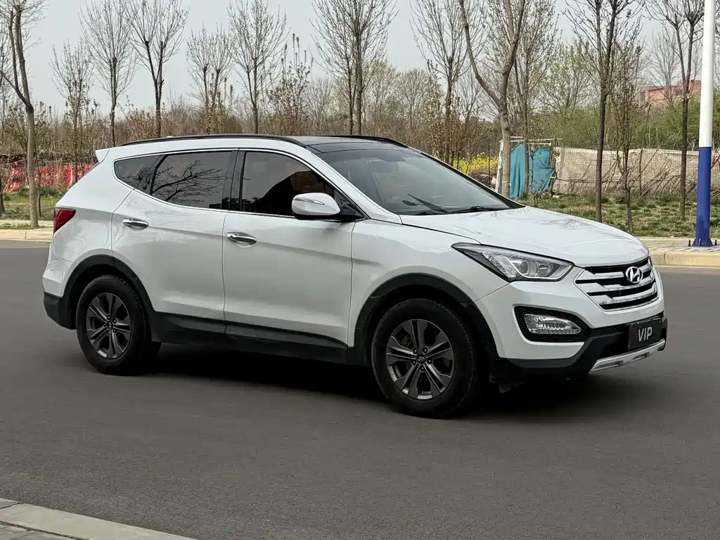 Hyundai Santa Fe 2017 — фото 3