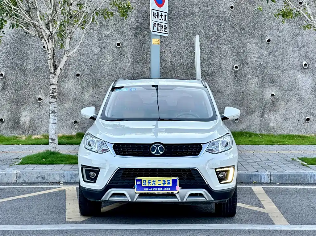 BAIC Shenbao X35 2016 — фото 2