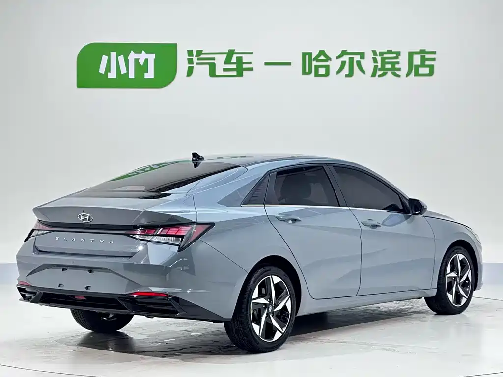 Hyundai Elantra 2023